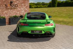Image 29/67 of Mercedes-AMG GT-R (2018)