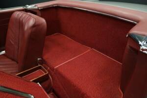 Image 21/50 of Mercedes-Benz 250 SL (1968)