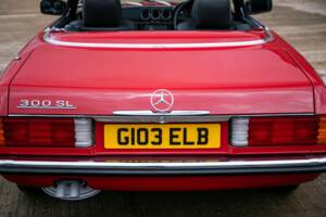 Image 28/32 de Mercedes-Benz 300 SL (1993)