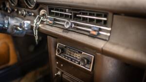 Afbeelding 12/19 van Mercedes-Benz 200 D (1968)