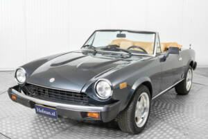 Bild 16/50 von FIAT Spider 2000 (1981)