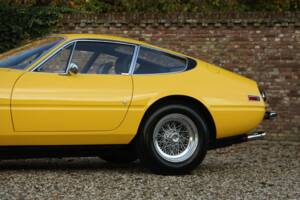 Image 35/50 of Ferrari 365 GTB/4 Daytona (1973)
