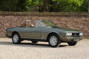 Image 47/50 of Peugeot 504 Convertible (1981)