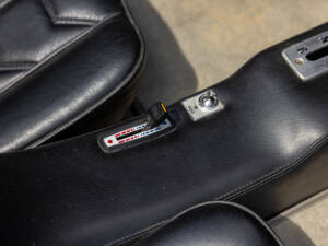 Image 22/44 of Ferrari 308 GTS Quattrovalvole (1984)