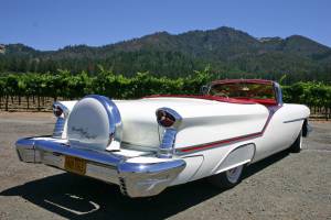 Image 4/22 of Oldsmobile 98 Starfire (1957)