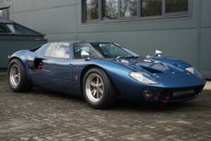 Bild 22/50 von Ford GT40 (2021)