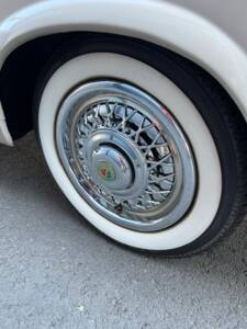 Bild 24/29 von Peugeot 403 (1959)