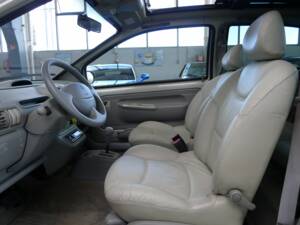 Imagen 35/40 de Renault Twingo 1.2 (2000)
