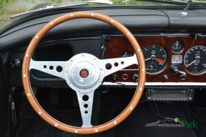 Image 37/50 of Jaguar XK 150 3.8 S DHC (1959)