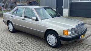 Image 1/8 of Mercedes-Benz 190 D (1991)