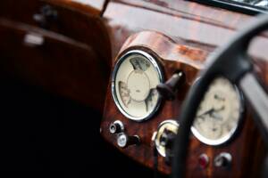 Image 40/50 de Triumph 2000 Roadster (1949)