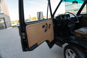Bild 10/16 von Volkswagen T3 Kombi 1.6 D (1985)
