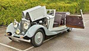 Afbeelding 27/50 van Bentley 3 1&#x2F;2 Liter Park Ward DHC (1934)