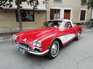 Image 6/45 of Chevrolet Corvette (1959)