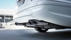 Image 27/51 of Mercedes-Benz S 65 AMG L (2004)