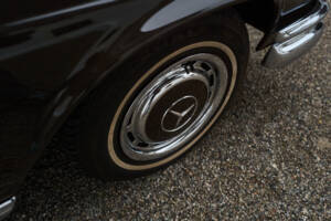 Immagine 9/38 di Mercedes-Benz 280 SE (1968)