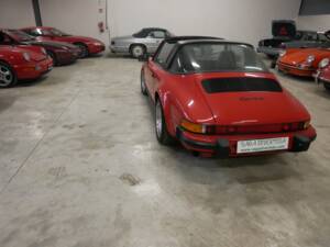 Bild 2/21 von Porsche 911 Carrera 3.2 (1987)