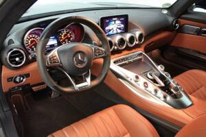 Bild 12/15 von Mercedes-AMG GT-S (2015)