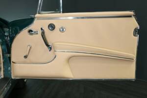 Bild 31/50 von Mercedes-Benz 250 SE (1966)