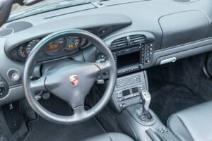 Image 48/50 of Porsche 911 Carrera 4S (2003)