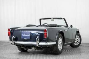 Image 43/50 of Triumph TR 4A (1967)