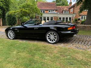 Image 9/30 de Aston Martin DB 7 Vantage Volante (2003)
