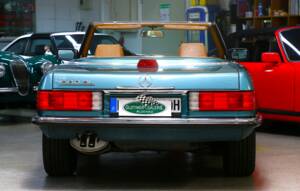 Image 25/25 of Mercedes-Benz 560 SL (1986)
