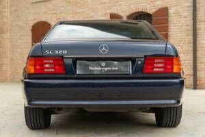 Image 8/50 of Mercedes-Benz SL 320 (1995)
