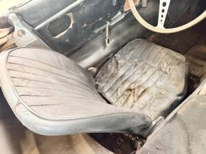 Image 35/53 de Jaguar Type E 4.2 (1967)