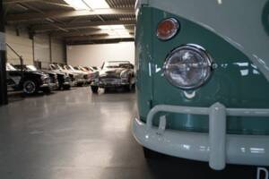 Image 20/50 of Volkswagen T1 panel van (1964)