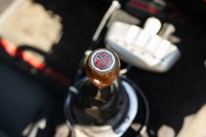 Image 38/50 of MG MGB GT (1970)