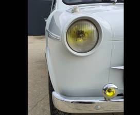 Bild 17/48 von Piaggio Vespa 400 (1957)