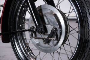 Image 39/50 of Triumph DUMMY (1969)