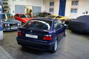 Image 16/33 of BMW 323ti Compact (1999)