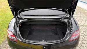 Image 18/28 of Mercedes-Benz SLS AMG Roadster (2012)