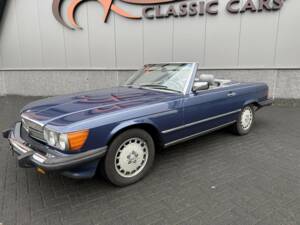 Image 3/46 de Mercedes-Benz 560 SL (1986)