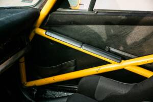 Image 25/50 de Porsche 911 RSR 3.0 (1975)