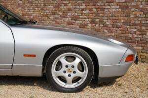 Image 49/50 of Porsche 928 GTS (1993)
