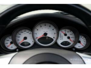 Bild 20/29 von Porsche 911 Carrera 4S (2006)