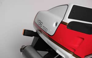 Image 30/95 of Bimota YB6 (1990)