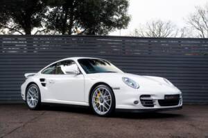 Bild 1/52 von Porsche 911 Turbo (2010)