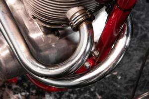 Image 30/34 of MV Agusta 250 Bicilindrica (1970)