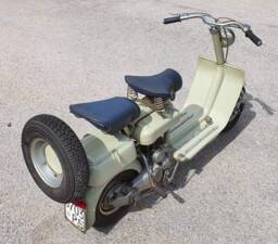 Image 9/17 de Innocenti DUMMY (1951)