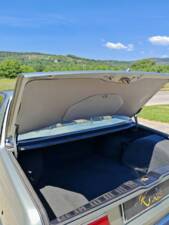 Image 50/50 de BMW 745i (1982)