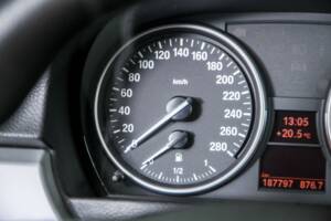 Afbeelding 20/50 van BMW 325i (2007)