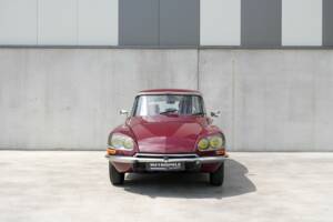 Immagine 11/34 di Citroën ID 19 (1968)