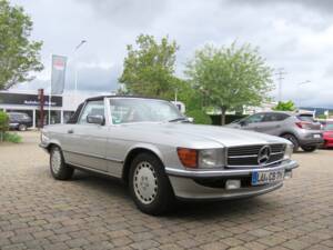 Image 4/39 de Mercedes-Benz 300 SL (1987)