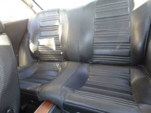 Image 35/50 de Alfa Romeo 1750 GT Veloce (1971)