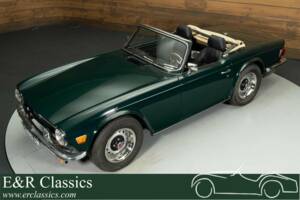 Image 1/19 of Triumph TR 6 (1976)