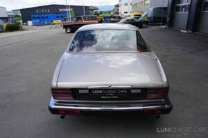 Image 7/61 de Jaguar Sovereign 3.6 (1987)